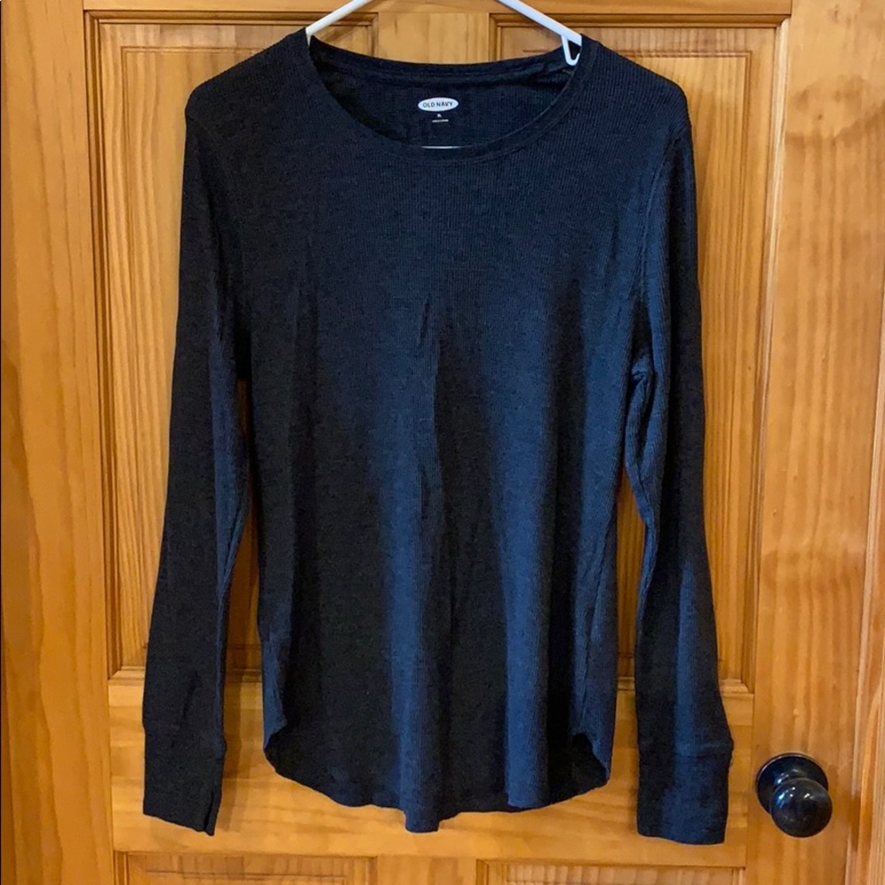🌷3/$20 Old Navy Thermal Shirt